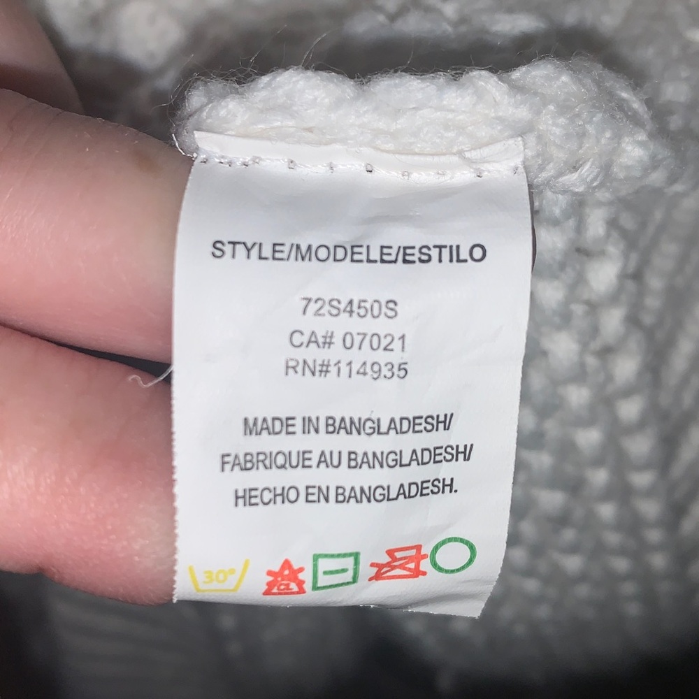 -Femme by Design white/ivory sweater cardigan- Medium - Picture 6 of 8